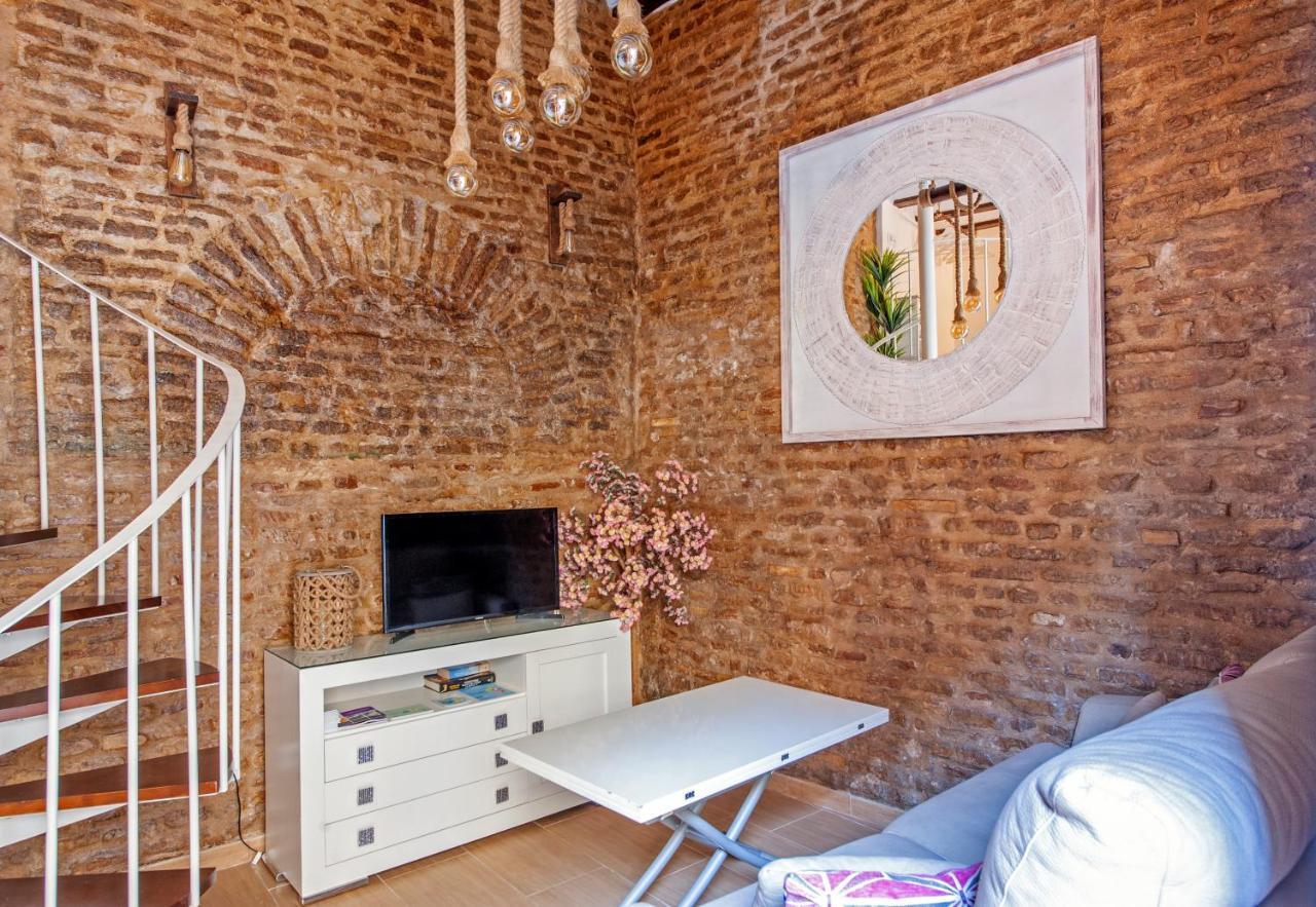 Santa Clara Chic Apartment Севиля Екстериор снимка
