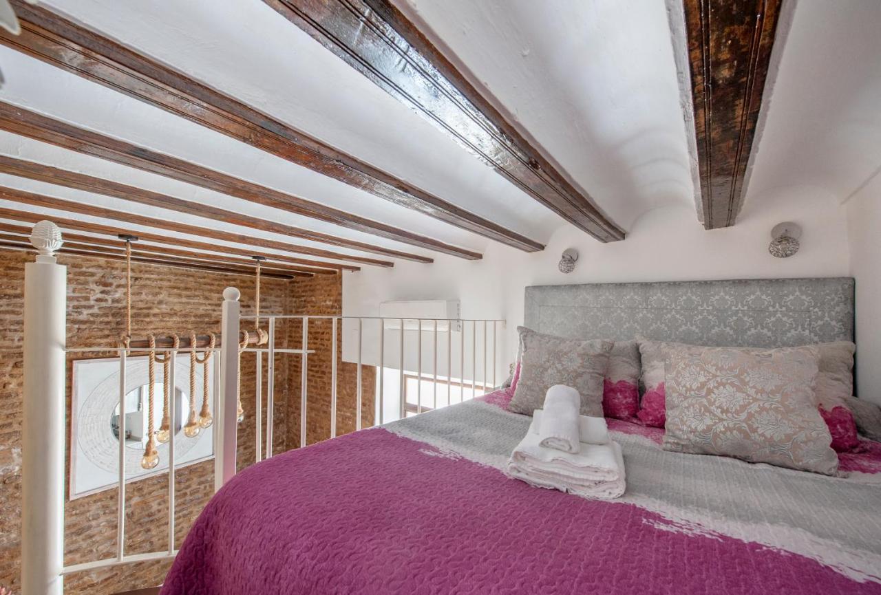 Santa Clara Chic Apartment Севиля Екстериор снимка