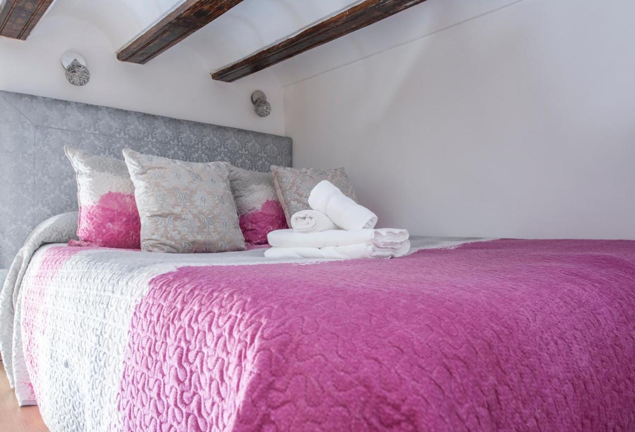 Santa Clara Chic Apartment Севиля Екстериор снимка