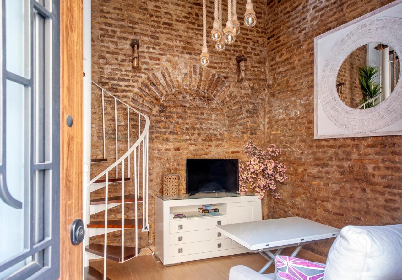 Santa Clara Chic Apartment Севиля Екстериор снимка