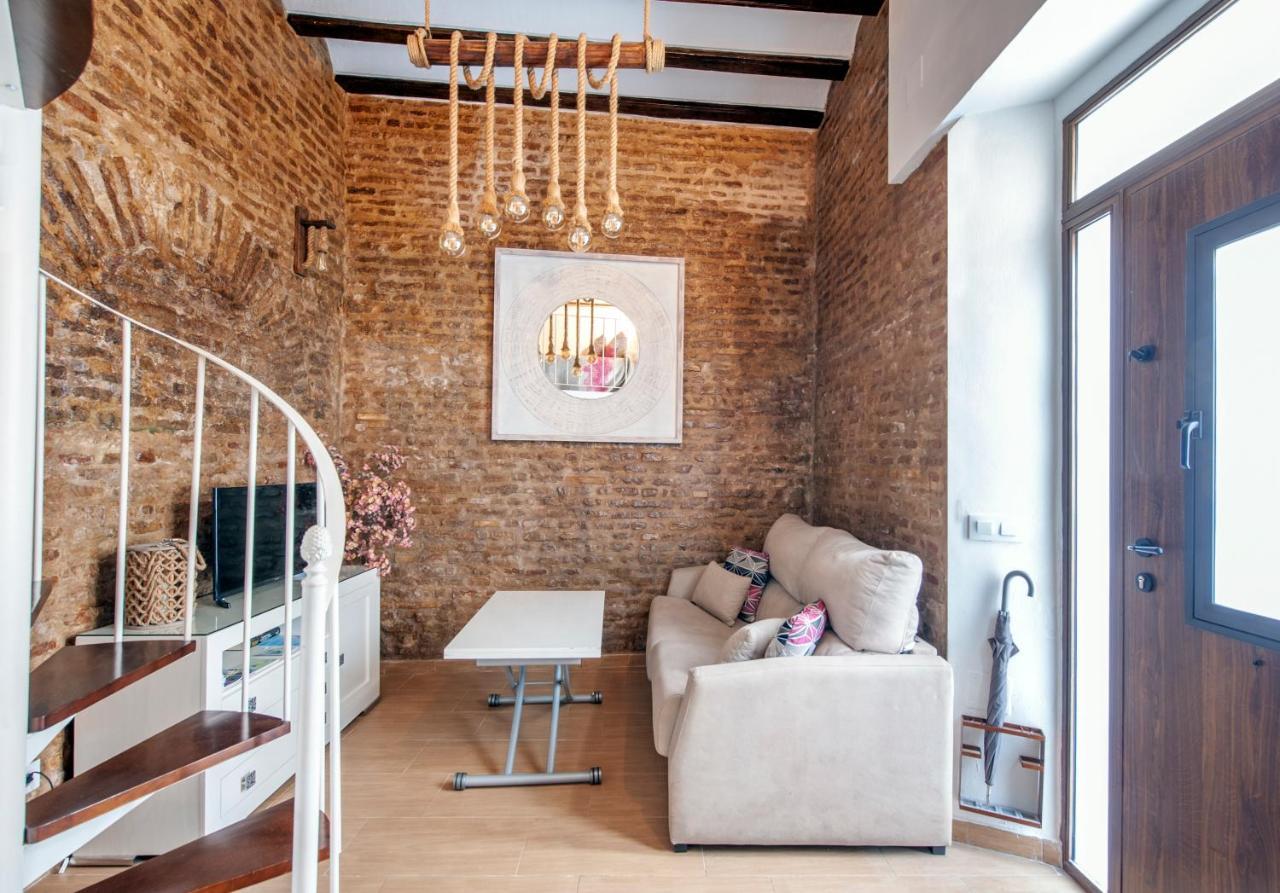Santa Clara Chic Apartment Севиля Екстериор снимка